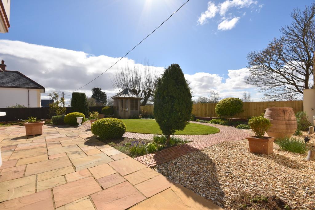 2 The Oaklands, Pen-Y-Turnpike Road, Dinas Powys, CF64 4HH